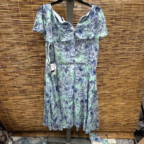 Tommy‎ Hilfiger Womens Plus Chiffon Floral Sheath Dress Size 14W - Picture 3 of 3